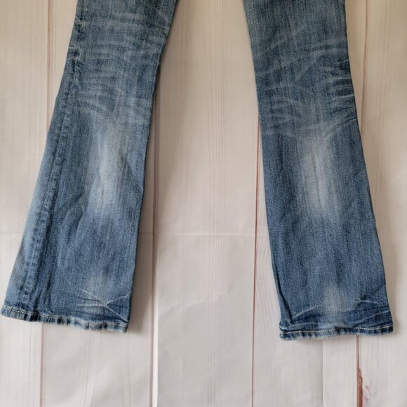 Miss Me Denim Jeans Women’s Sz 26, Sunny Style, Boot Cut, Medium Wash, EUC - Picture 4 of 13